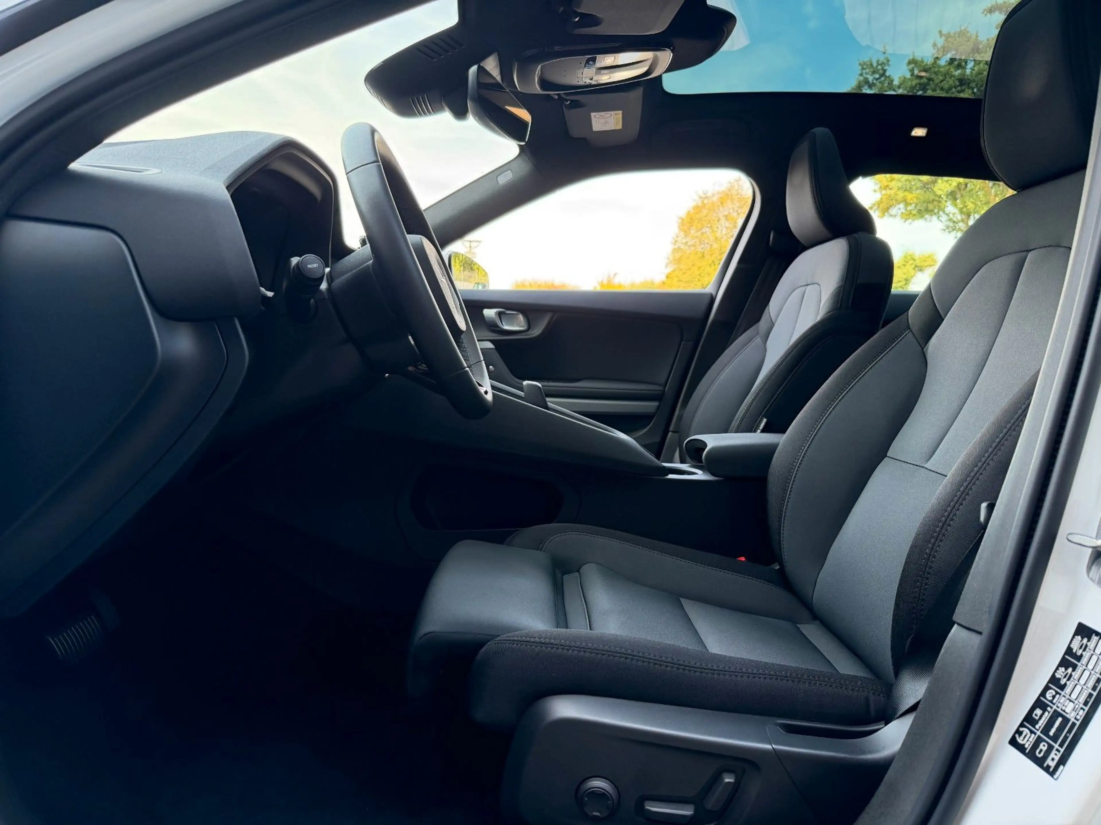 Polestar 2 DUAL AWD*PLUS*PILOT*NEUES MODELL*82kWh*96,7% — photo 6