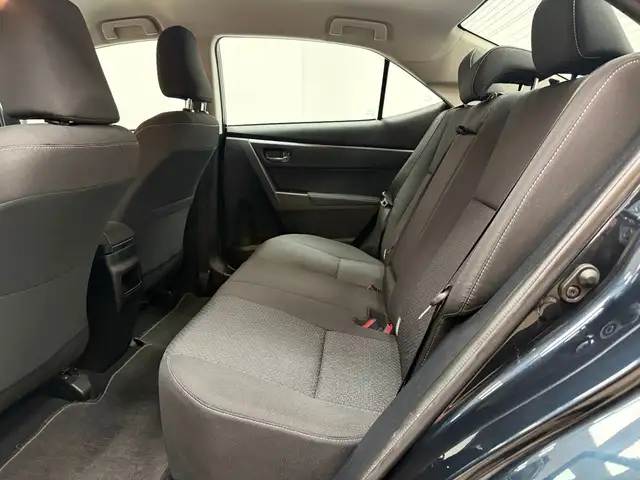 Toyota Corolla view 11