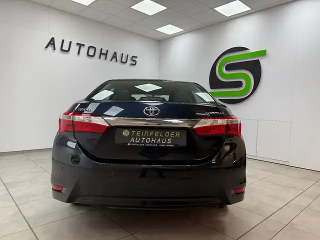 Toyota Corolla view 6