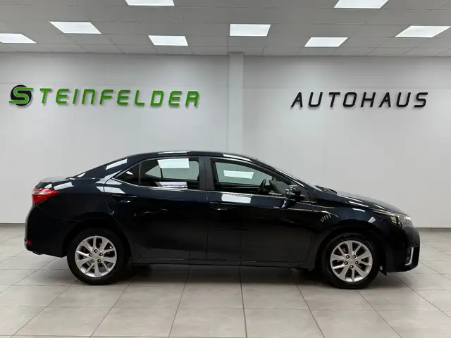 Toyota Corolla view 8