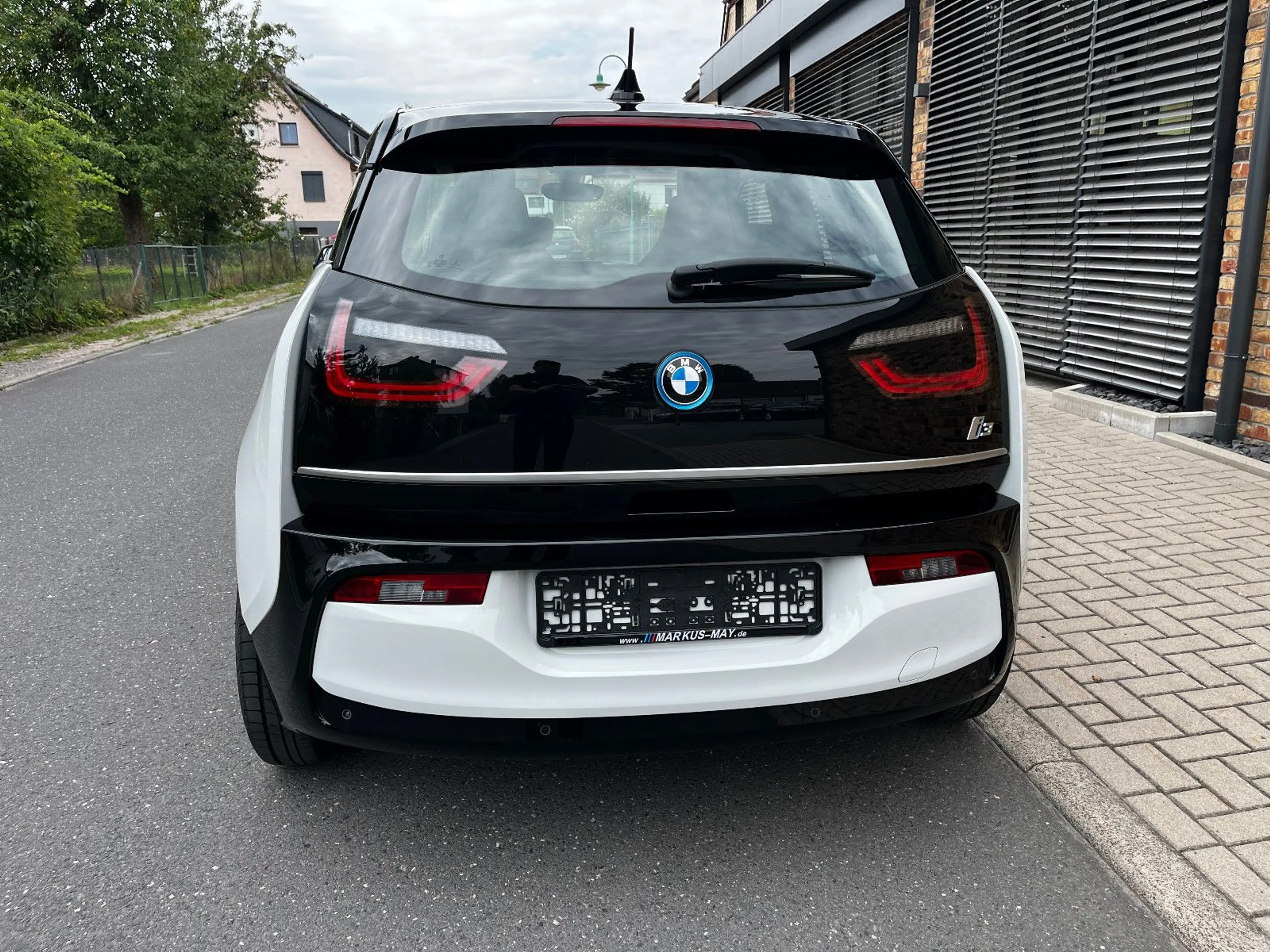 BMW i3 120 Navi LED WP 19"schwarz Comfort DAB — photo 4