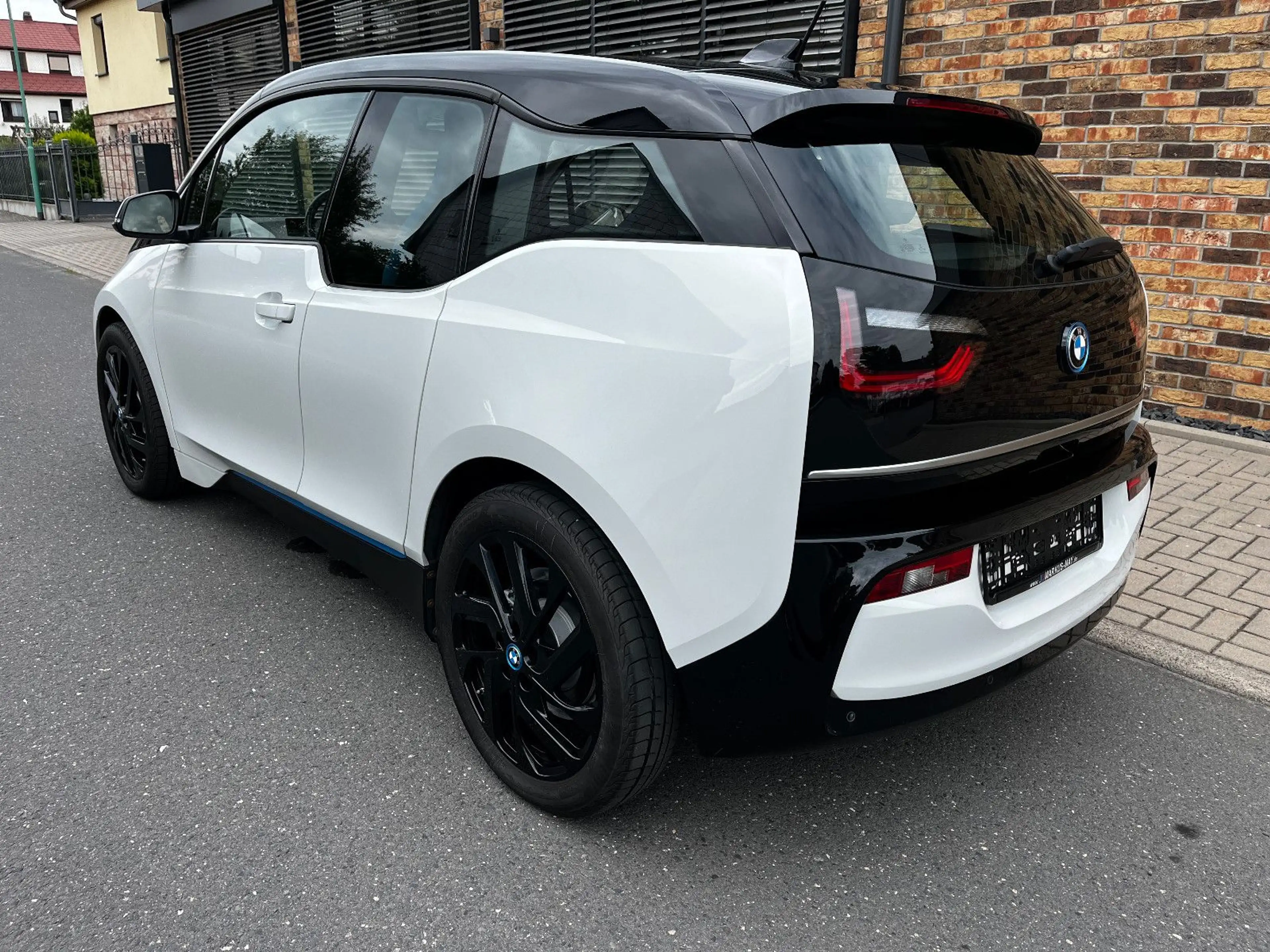 BMW i3 120 Navi LED WP 19"schwarz Comfort DAB — photo 3