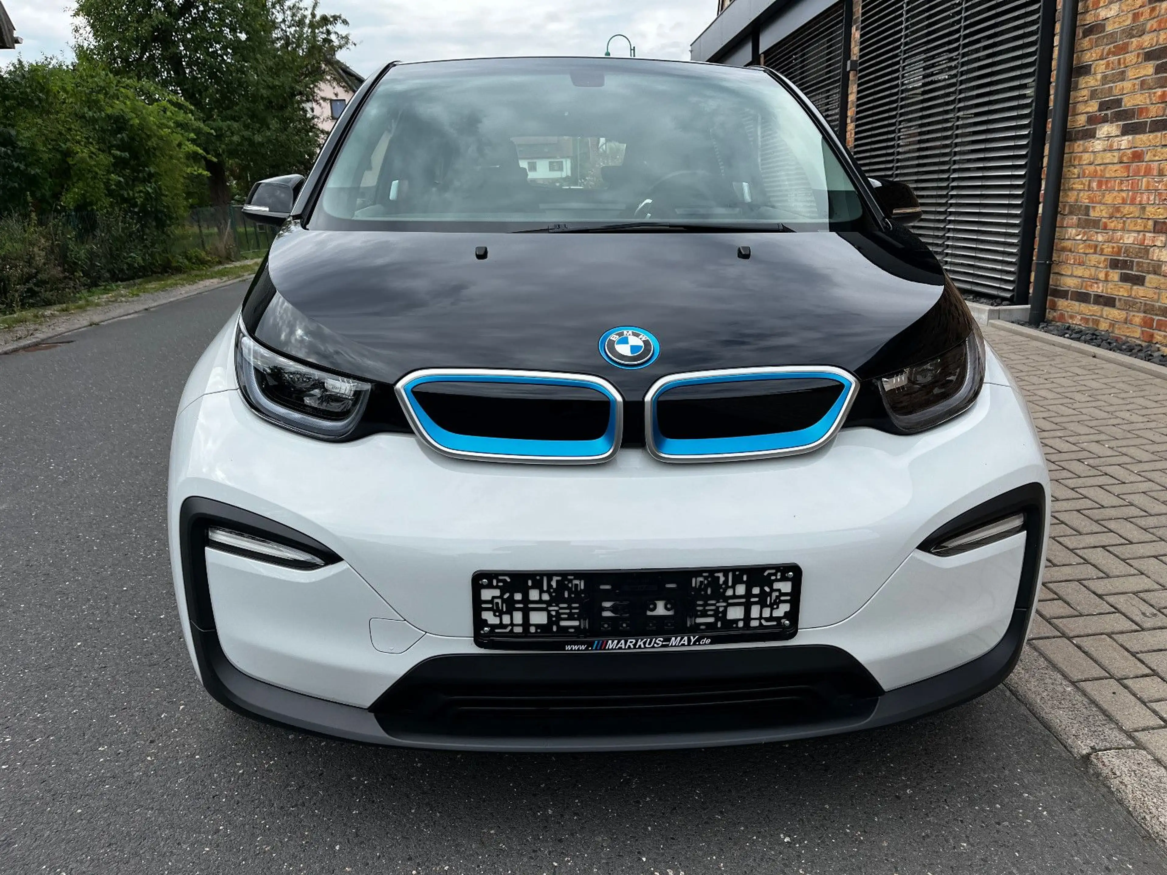 BMW i3 120 Navi LED WP 19"schwarz Comfort DAB — photo 8