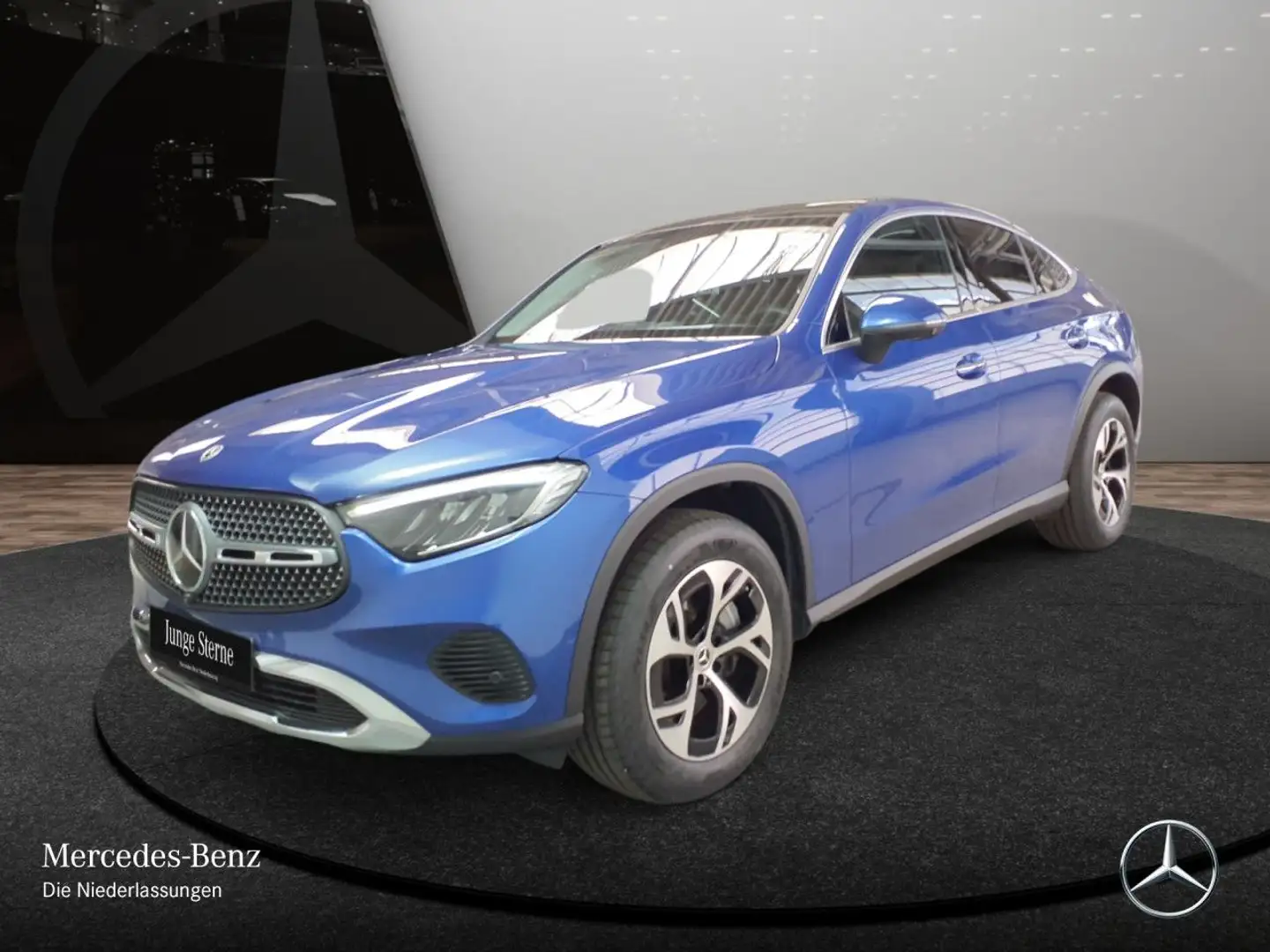 Mercedes-Benz GLC 300 d 4M AVANTG+PANO+360+AHK+LED+KEYLESS+9G Blau - 2