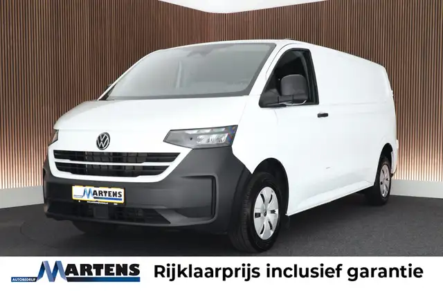 Volkswagen T7 Transporter 2.0 TDI 110pk L2H1 Life Incl. BPM! Parkeersensoren