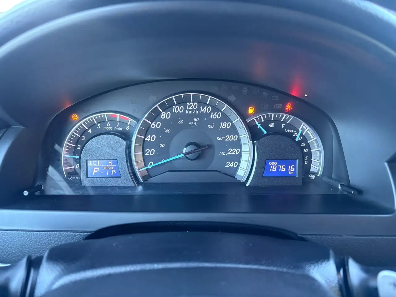 Toyota Camry снимка Toyota Camry