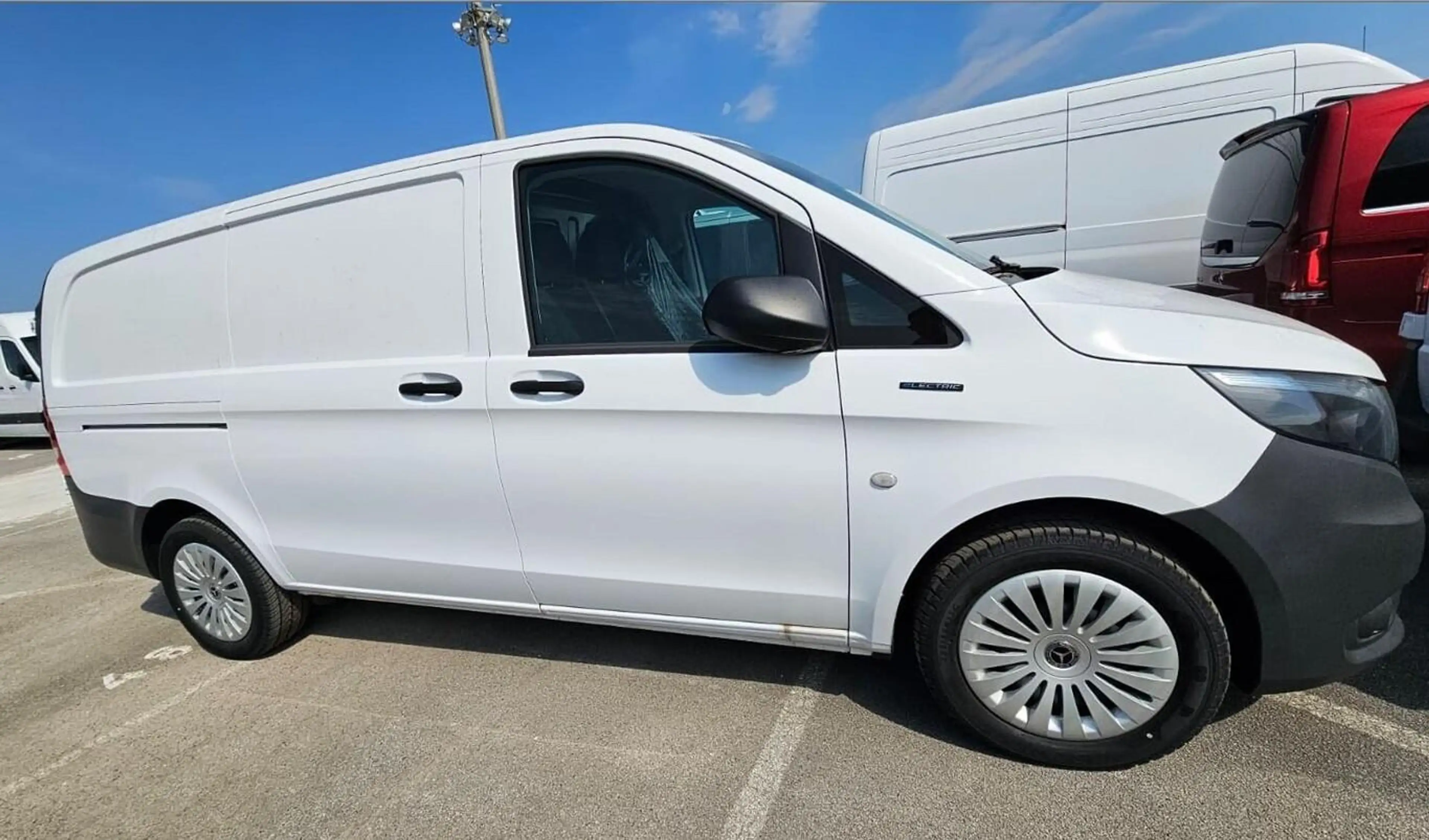 Mercedes-Benz Vito 112 Kasten 60kWh lang Holz SHZ Klima 3-S 85 kW ... — photo 2