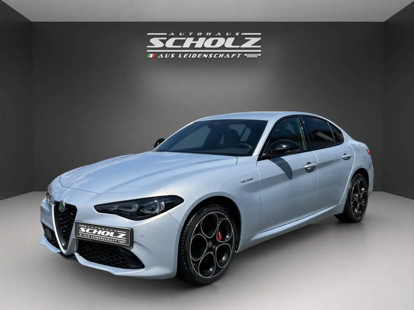 Alfa Romeo Giulia MY24 VELOCE *KLIMA*SHZ*ACC* Grau - 1