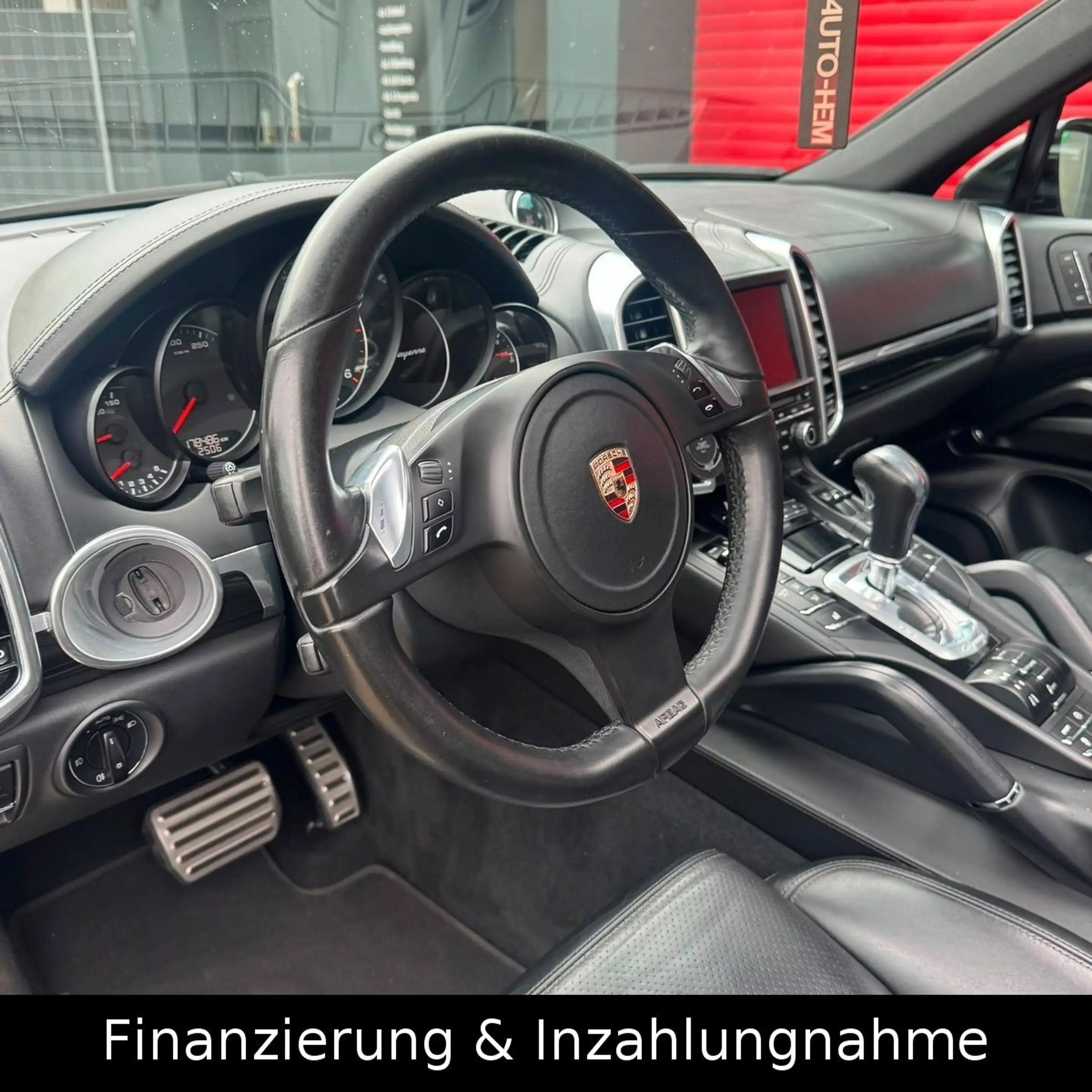 Porsche Cayenne Diesel Chrono Pano Memory Xenon AHK Bose — photo 13