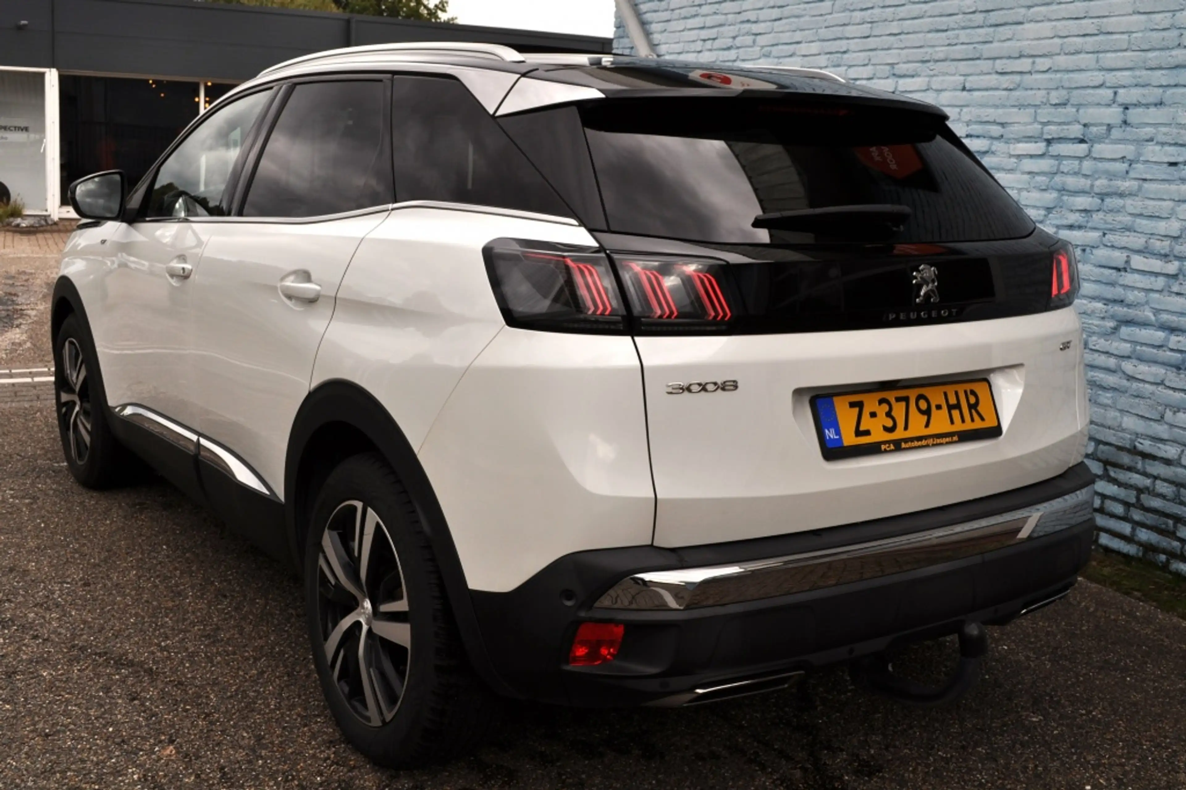 Peugeot 3008 1.2 GT Pano trh Nav adapcrc Cam — photo 3