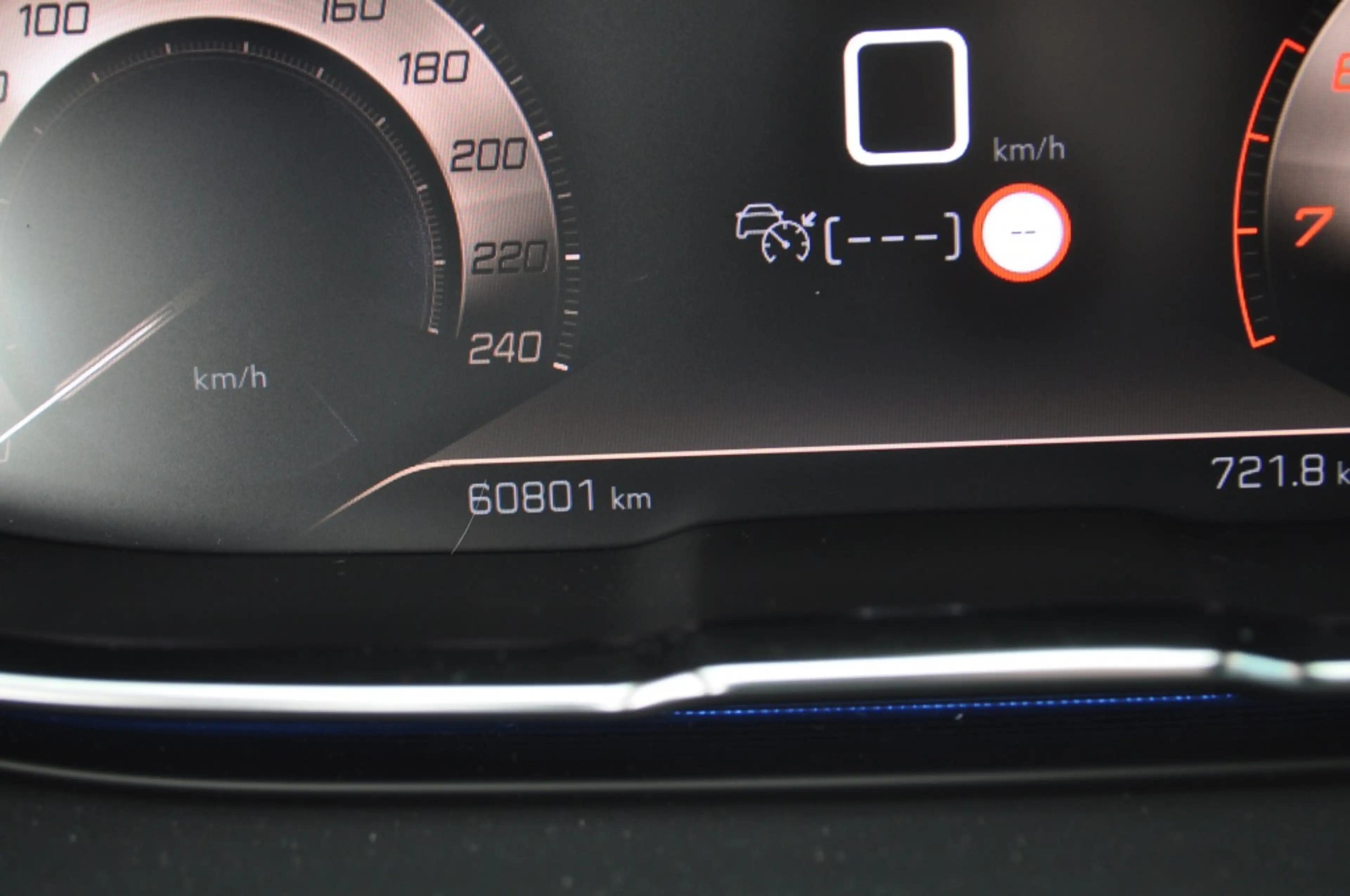 Peugeot 3008 1.2 GT Pano trh Nav adapcrc Cam — photo 15