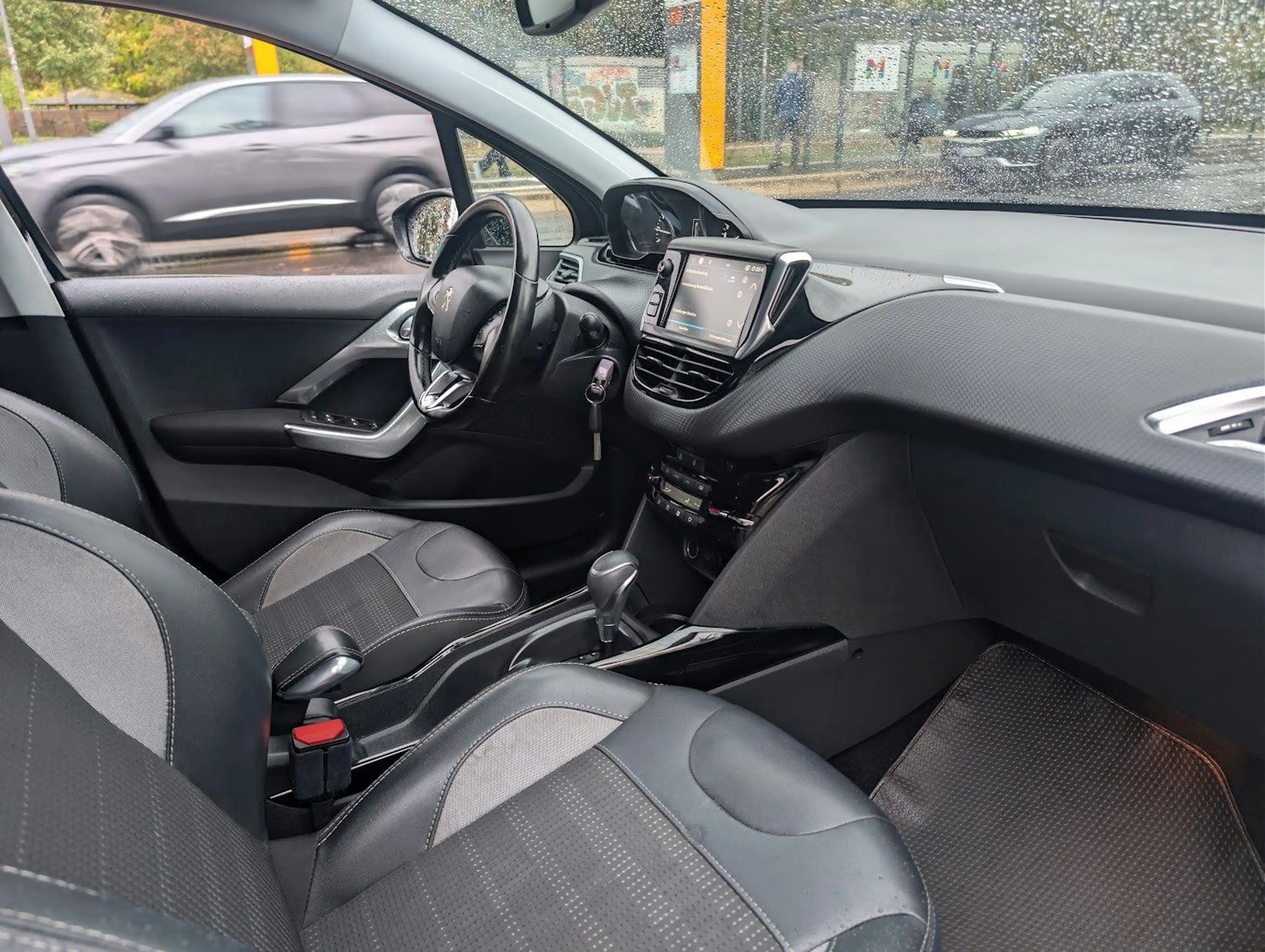 Peugeot 2008 2008 Allure Automatik. NAVI. Kamera. PDC — photo 10