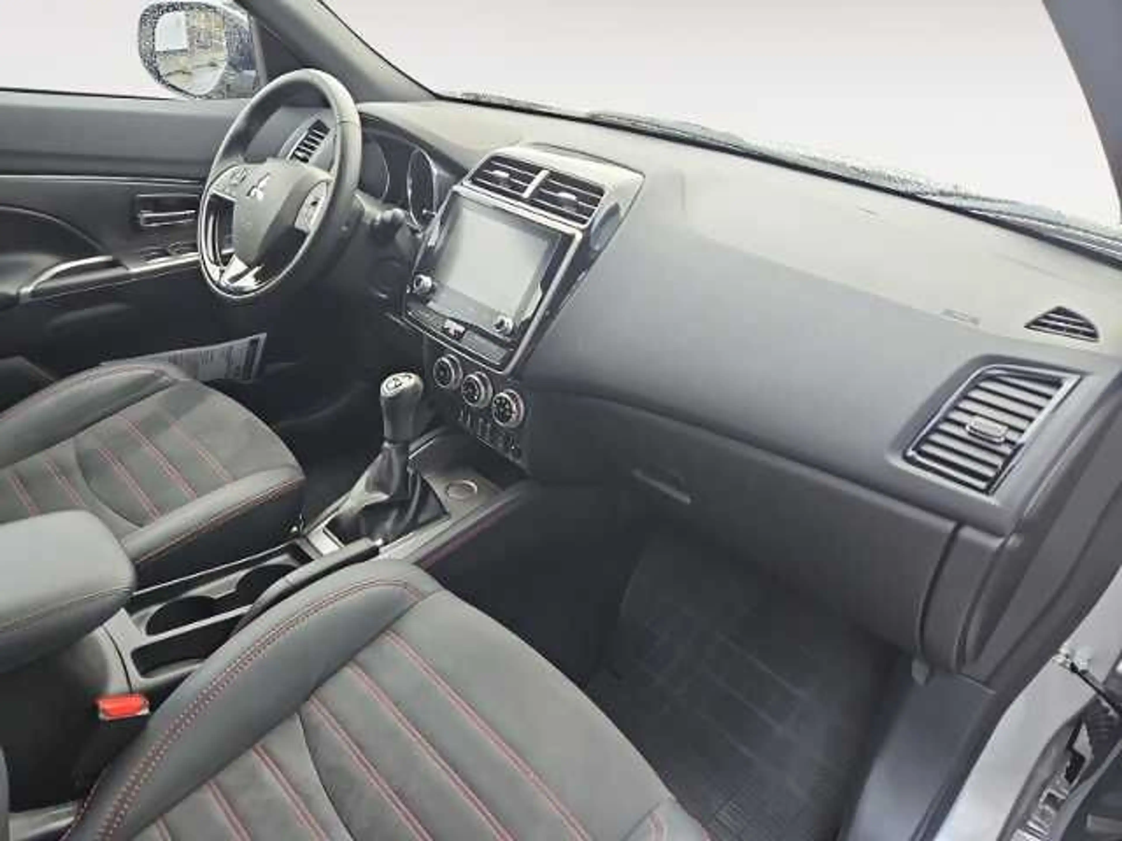 Mitsubishi ASX Intro Edition+ 2.0 2WD *PDC VORN* — photo 15