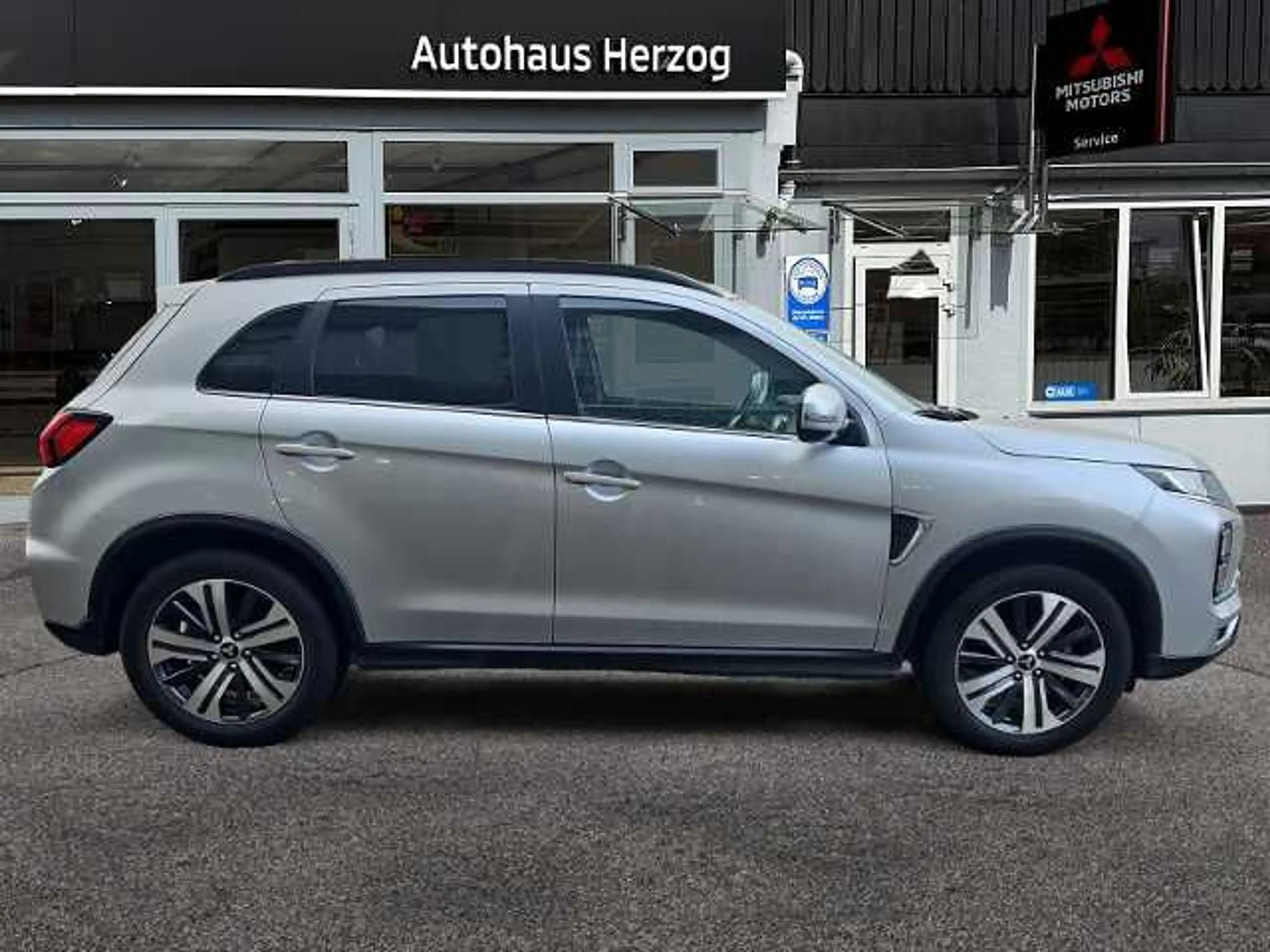 Mitsubishi ASX Intro Edition+ 2.0 2WD *PDC VORN* — photo 6