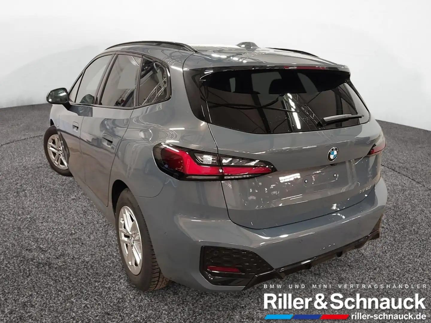 BMW 220 i M Sport AHK+PANO+HUD+360°KAM+ACC Grau - 2