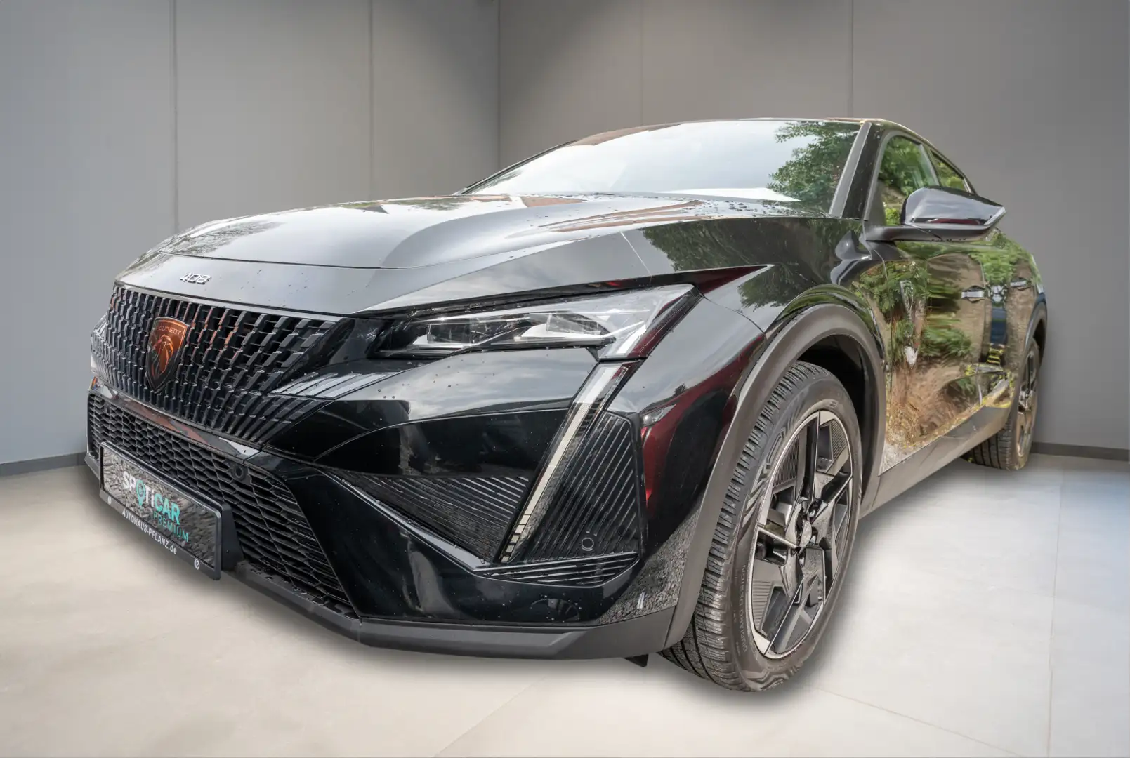 Peugeot 408 GT 1.2 PureTech 130 EAT8 Zwart - 1