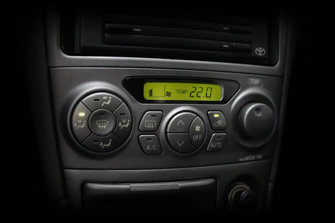 Toyota Celica 1.8 I-16V S*1.Hand*KLIMA*, foto 11