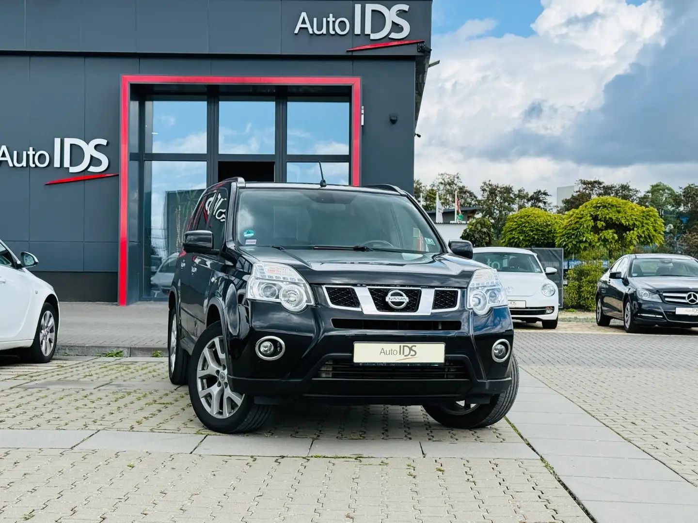 Nissan X-Trail I-Way 4x4 Aut/Navi/Kam/Pano Schwarz - 1