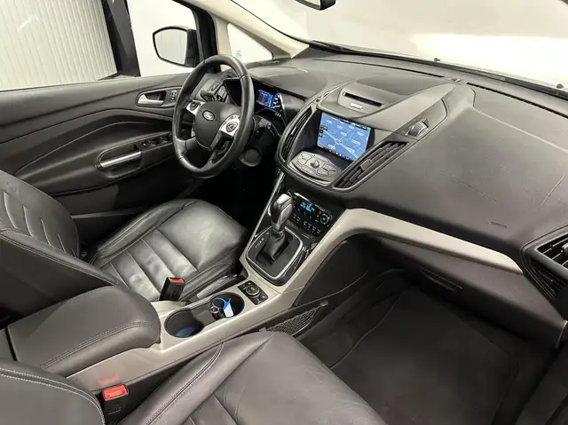 Ford C-Max view 15