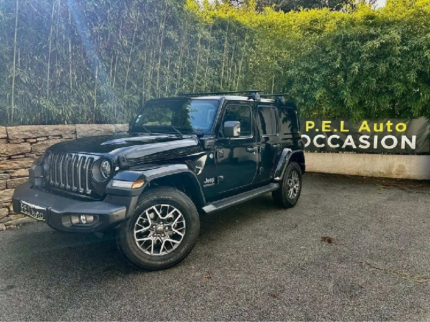 Jeep Wrangler Unlimited 4xe 2.0 380 ch PHEV 4x4 BVA8 80th Anniversary Schwarz - 1