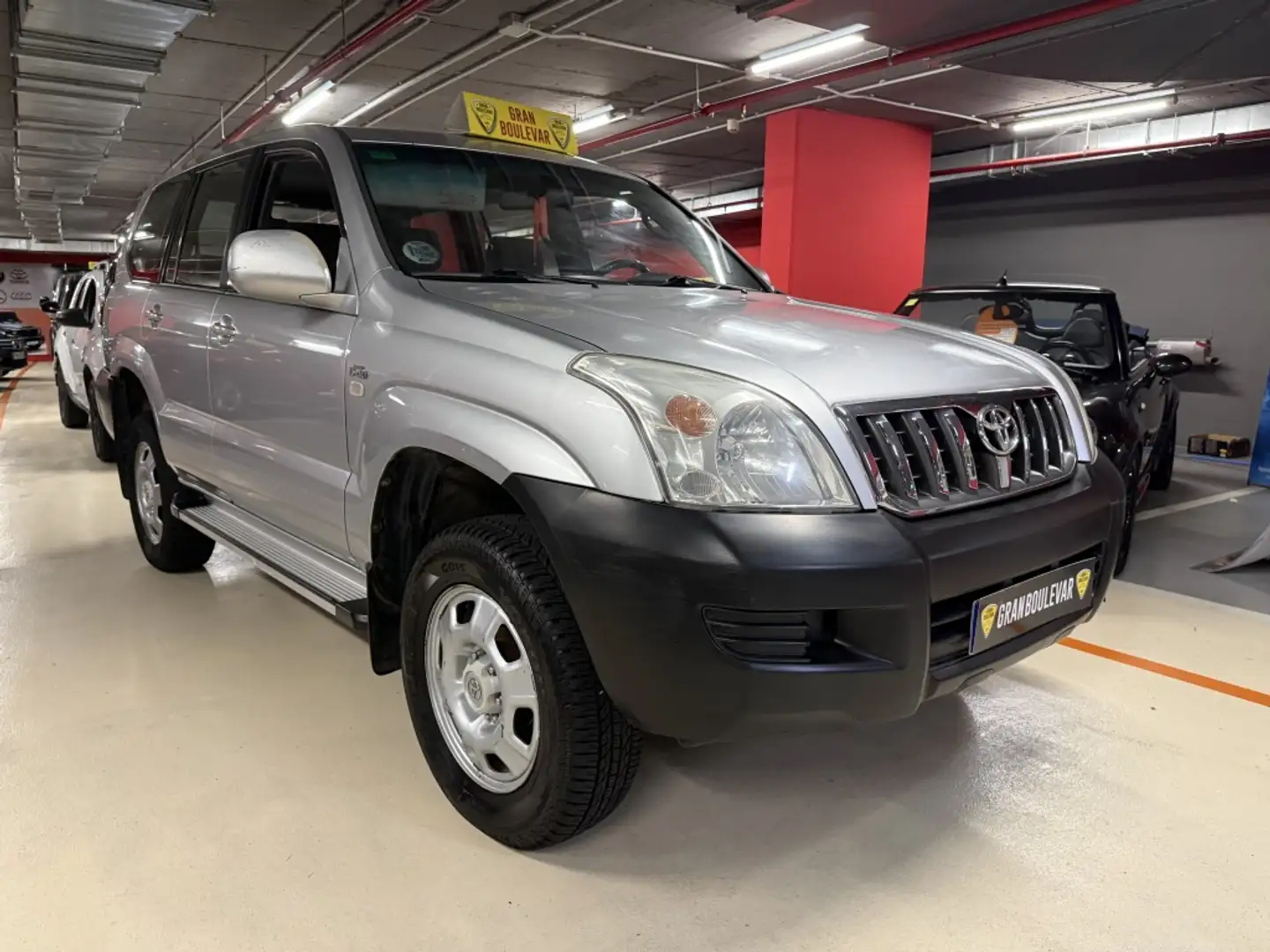 Toyota Land Cruiser 3.0D-4D GX Gris - 2