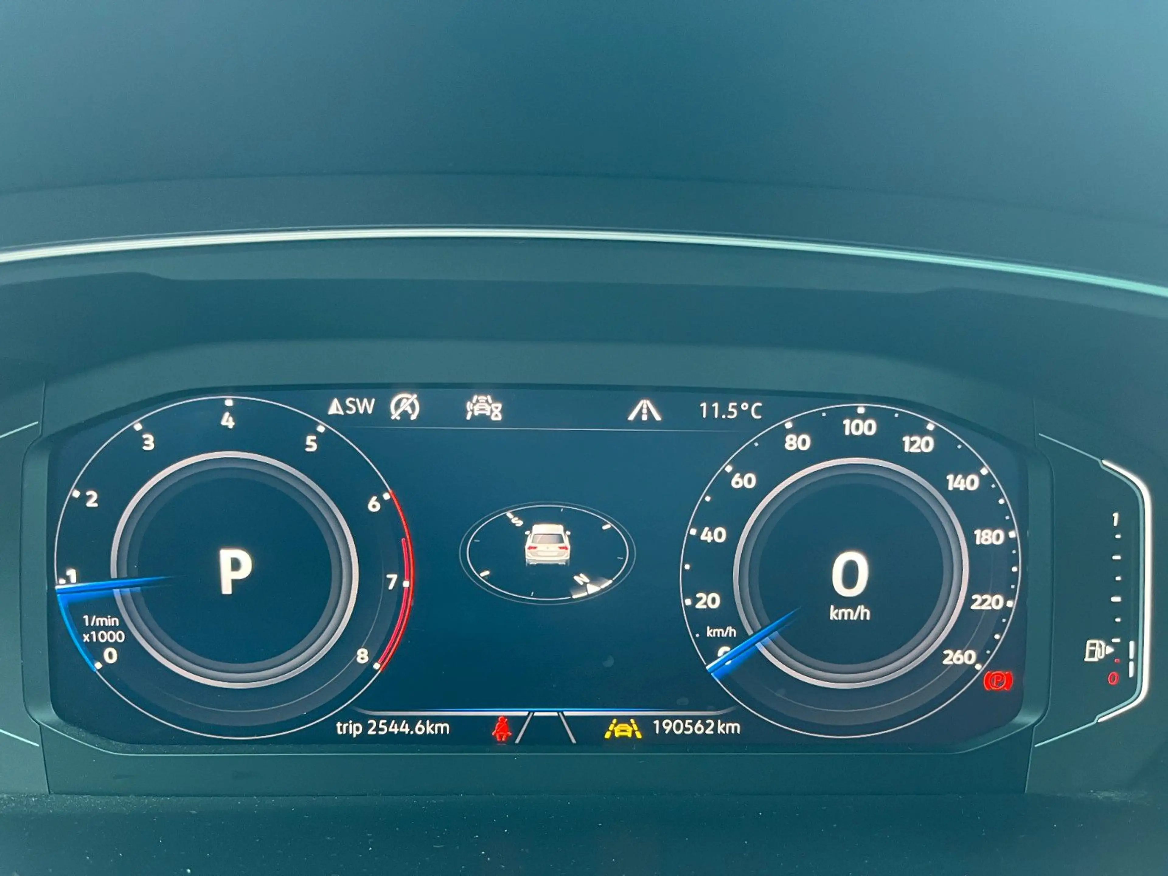 Volkswagen Tiguan Allspace Tiguan Highline R Line/Led/Led/Navi/eSitz/20Zoll — photo 12