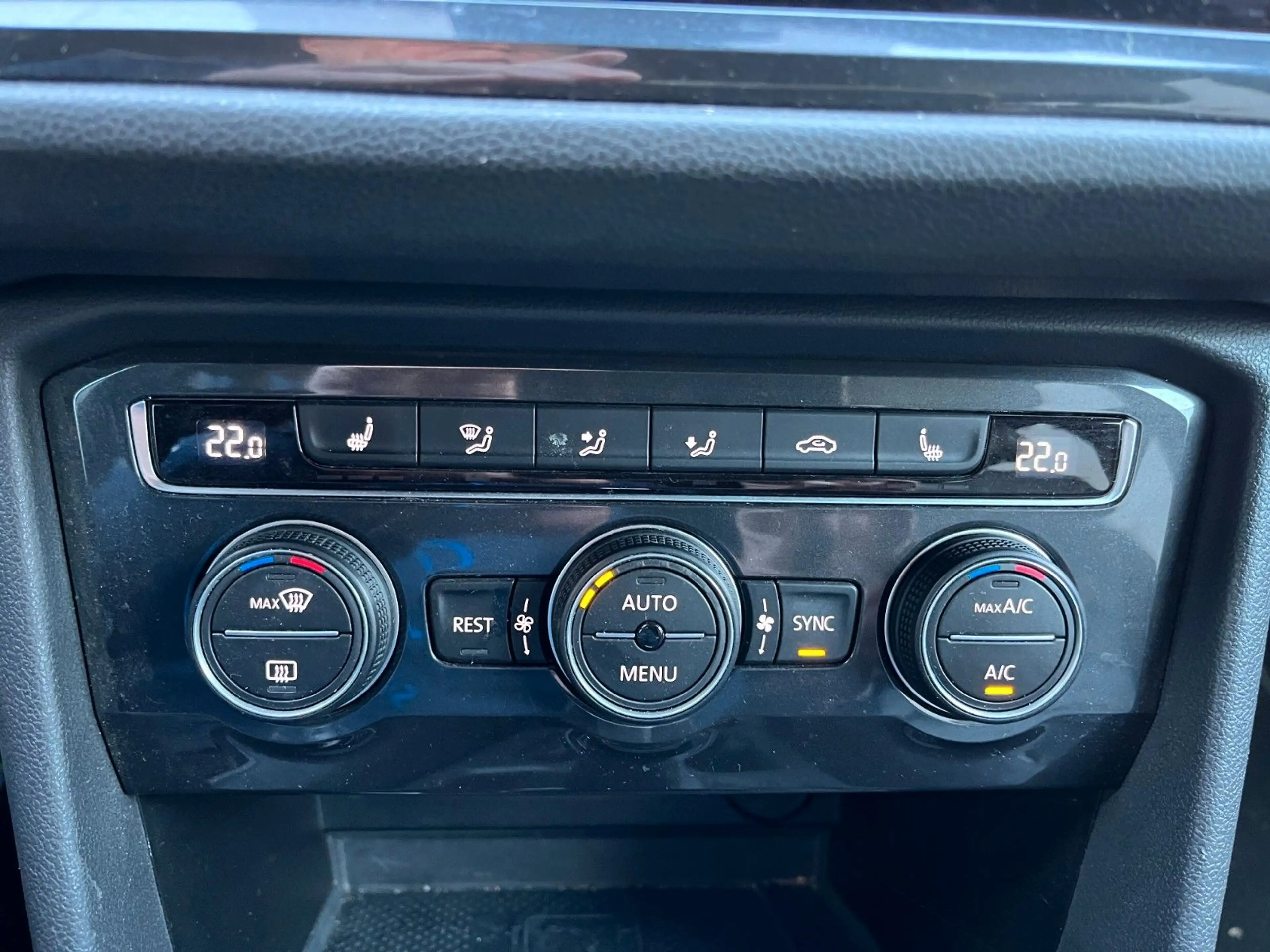 Volkswagen Tiguan Allspace Tiguan Highline R Line/Led/Led/Navi/eSitz/20Zoll — photo 15