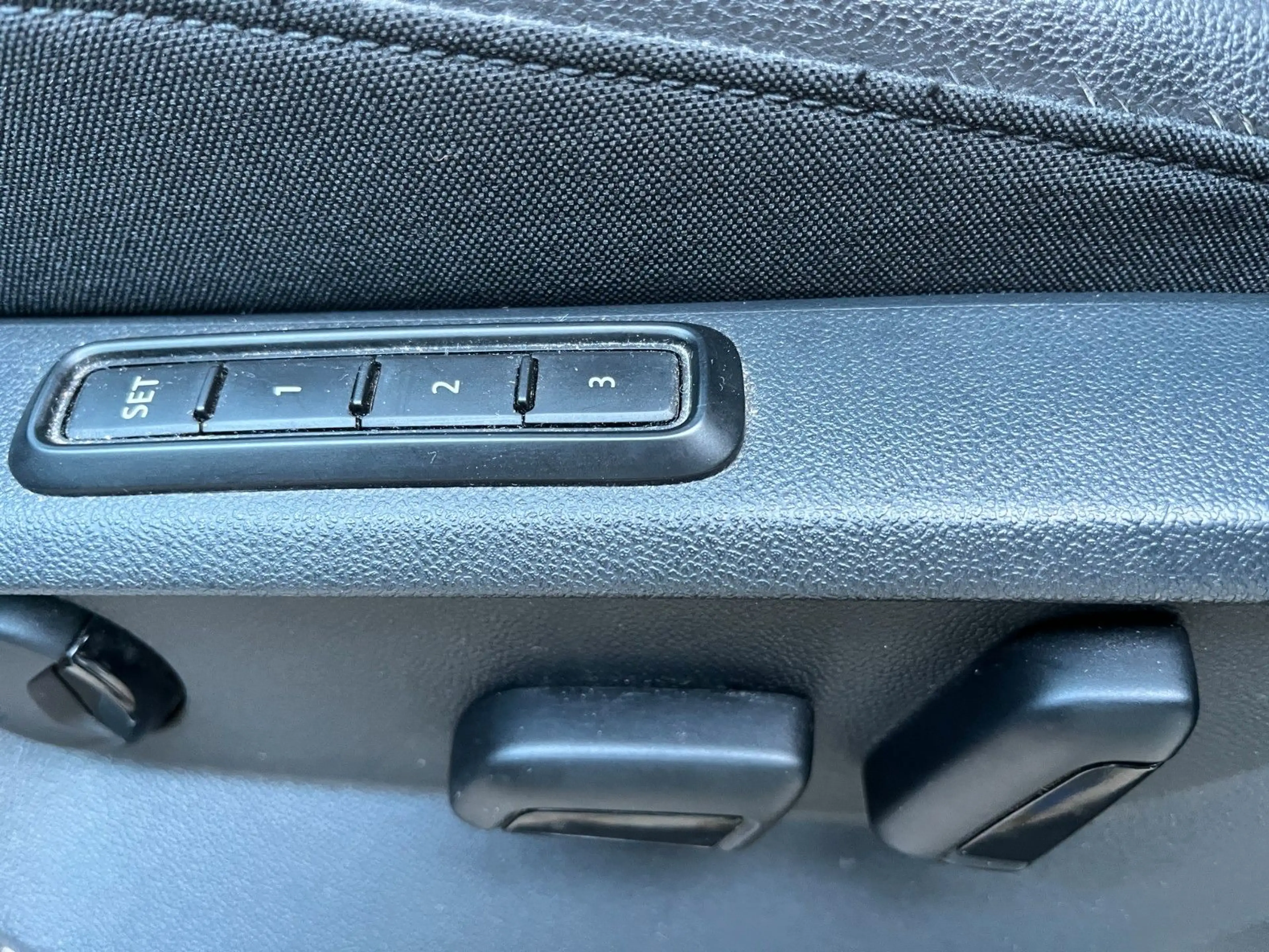 Volkswagen Tiguan Allspace Tiguan Highline R Line/Led/Led/Navi/eSitz/20Zoll — photo 11