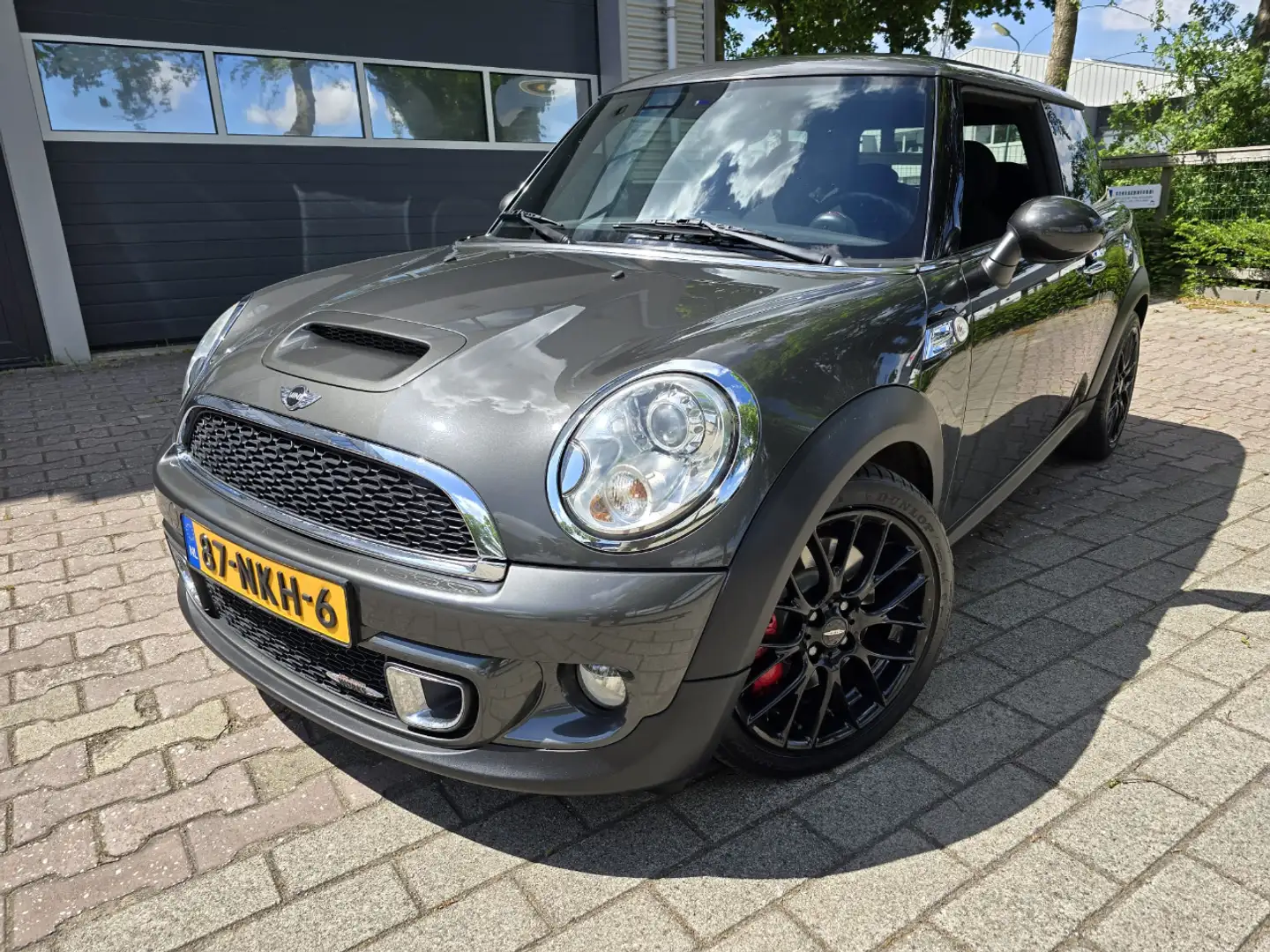 MINI John Cooper Works 1.6 CHILI 211PK Gris - 1