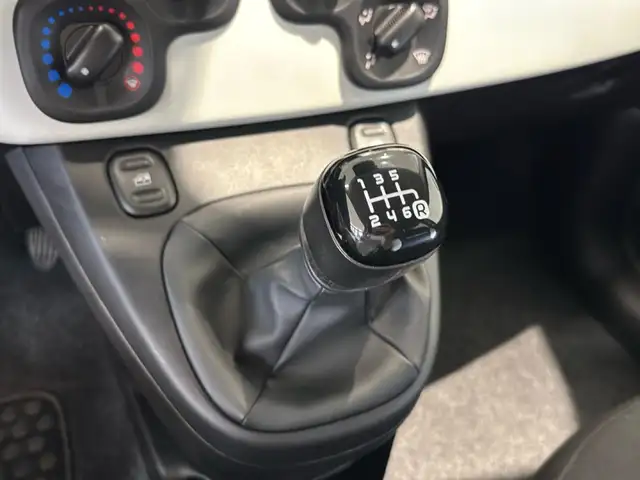 Fiat Panda view 12