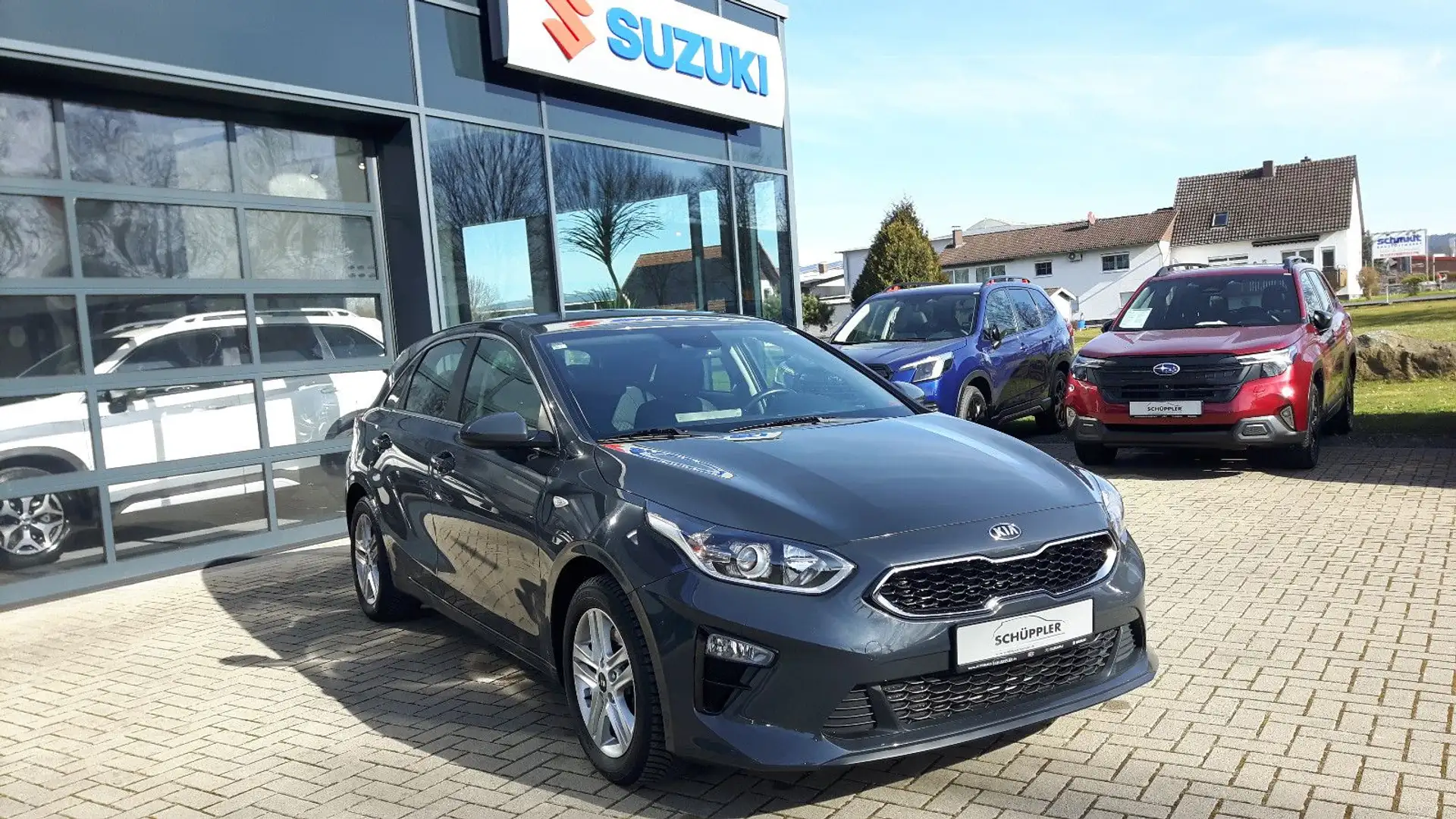 Kia Ceed / cee'd 1,6D 136 48V DCT7 VIS NAV KOMF Gris - 2