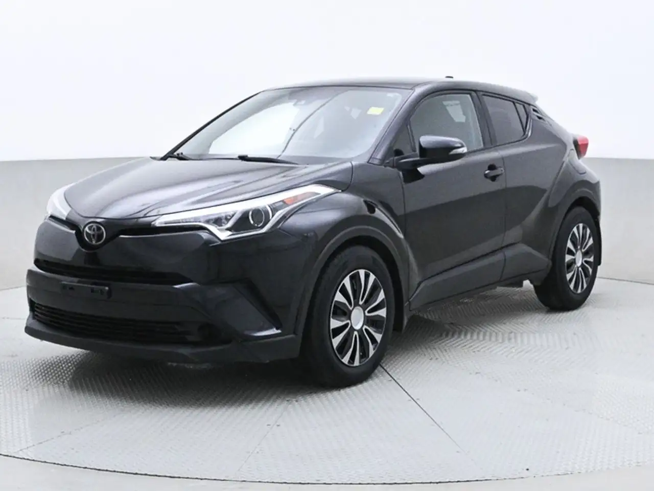 Toyota C-HR fotografie Toyota C-HR
