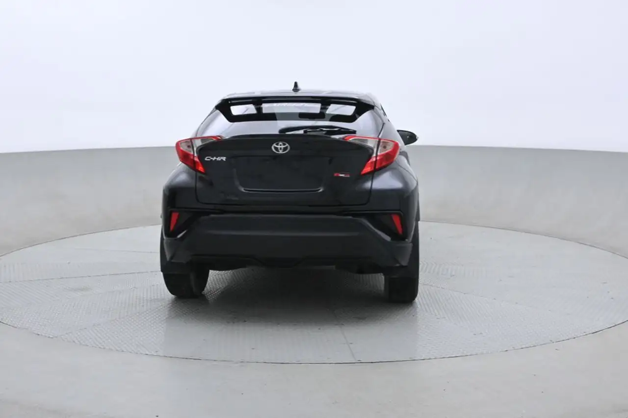 Toyota C-HR fotografie Toyota C-HR