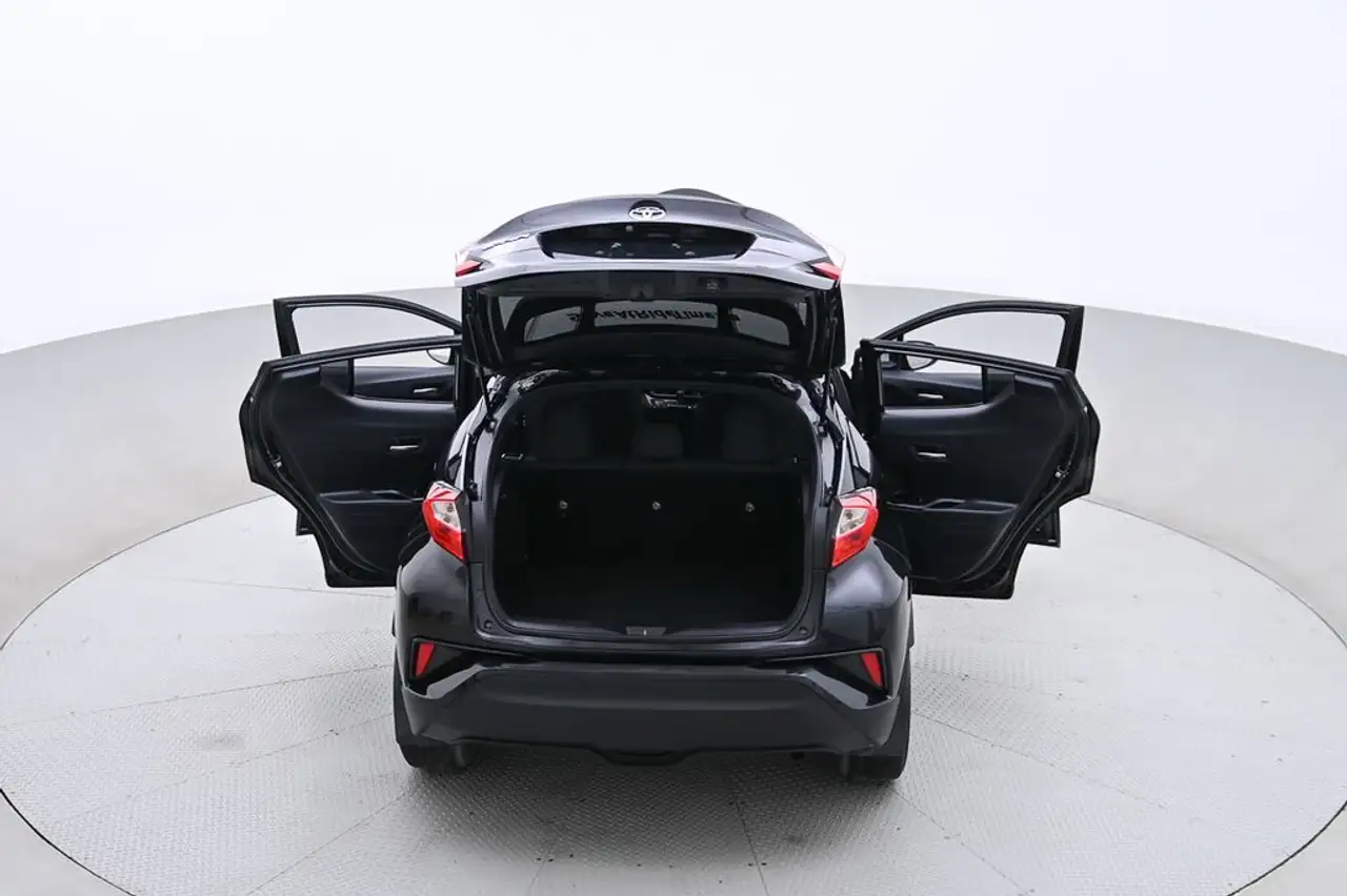 Toyota C-HR fotografie Toyota C-HR