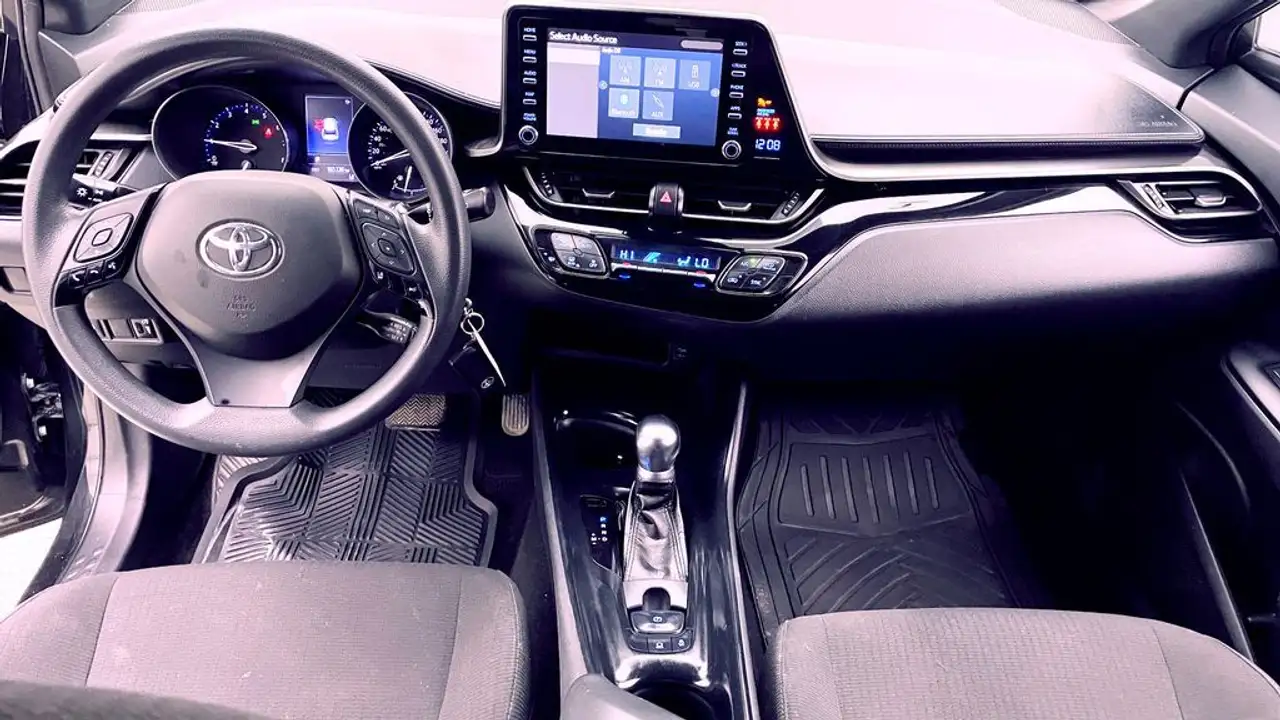 Toyota C-HR fotografie Toyota C-HR