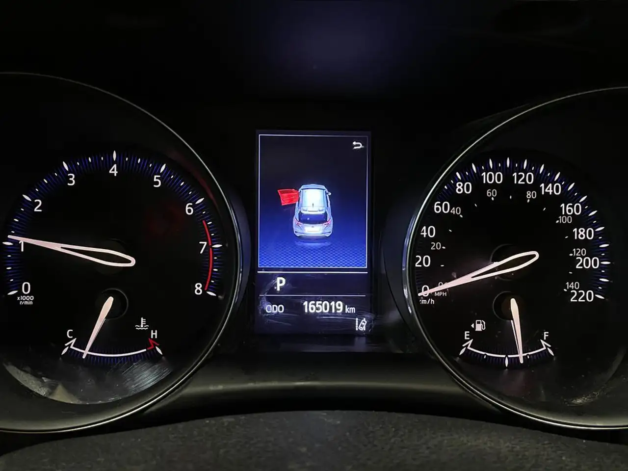 Toyota C-HR снимка Toyota C-HR