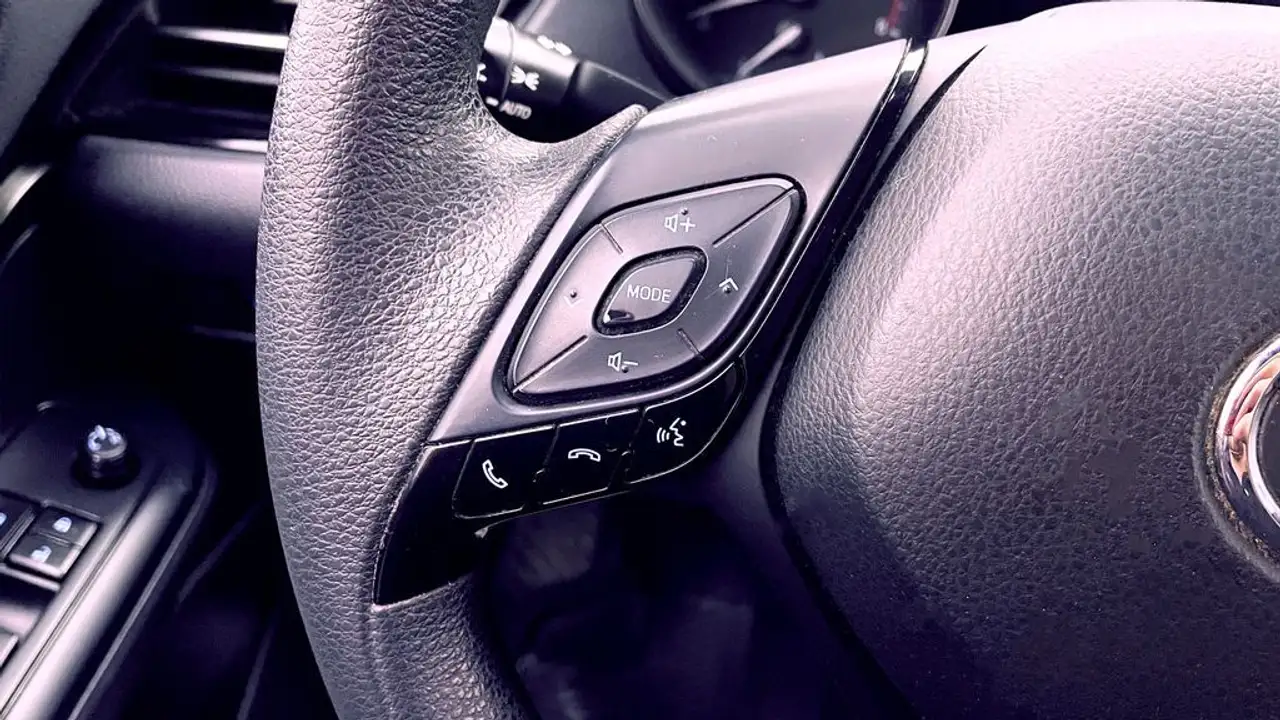 Toyota C-HR fotografie Toyota C-HR