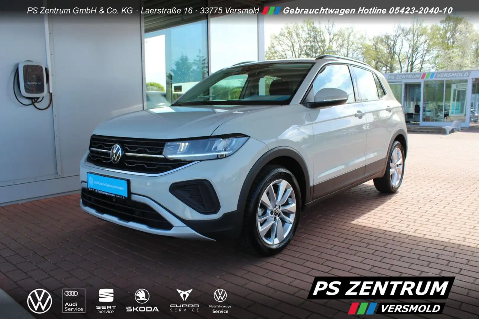 Volkswagen T-Cross 1.0 TSI Life ACC LED NAVI IQ-DRIVE Klima Grau - 2