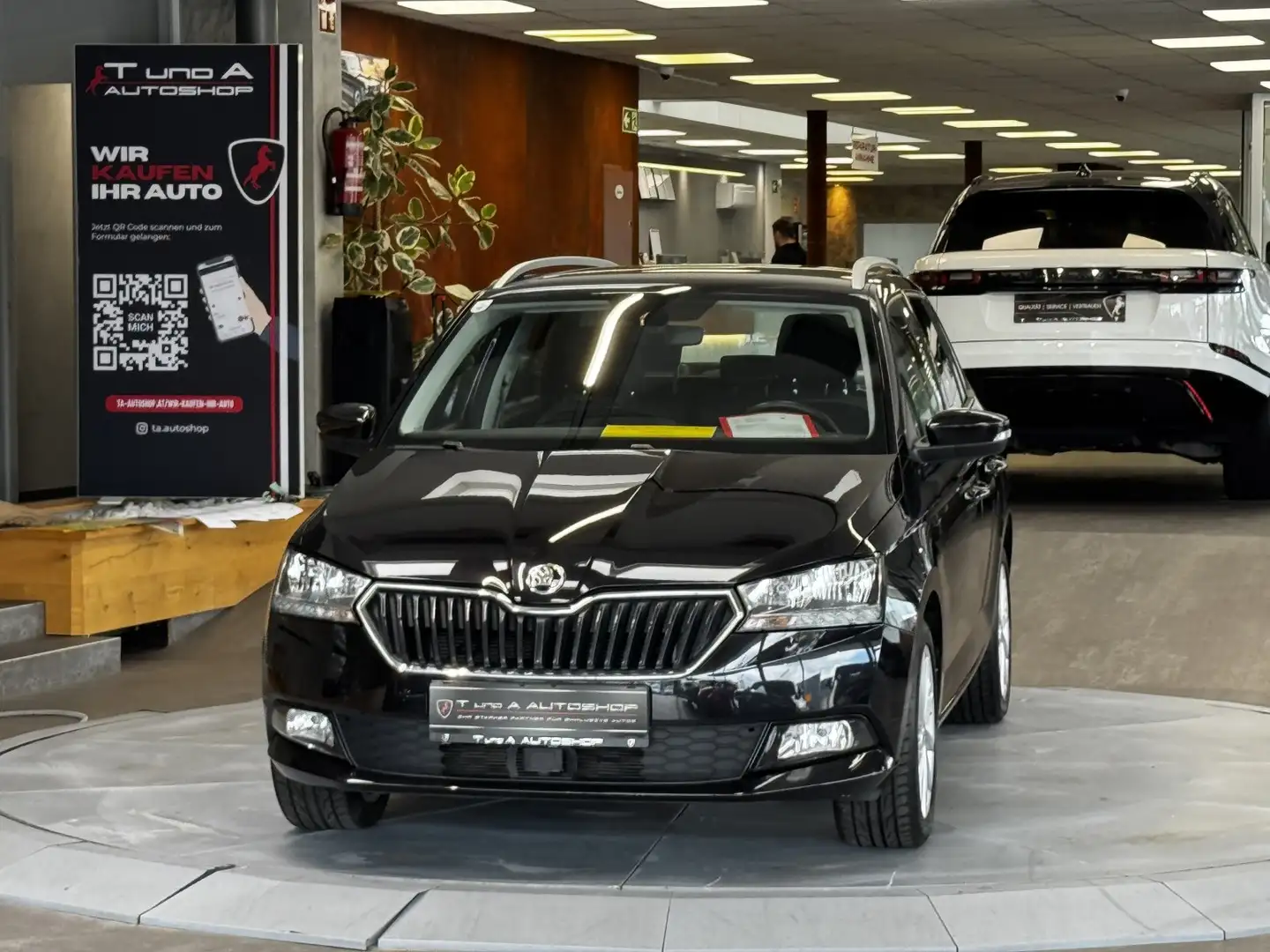 Skoda Fabia Combi 1.0 TSI Ambition *Tempomat*16Zoll*Dachreling Schwarz - 2