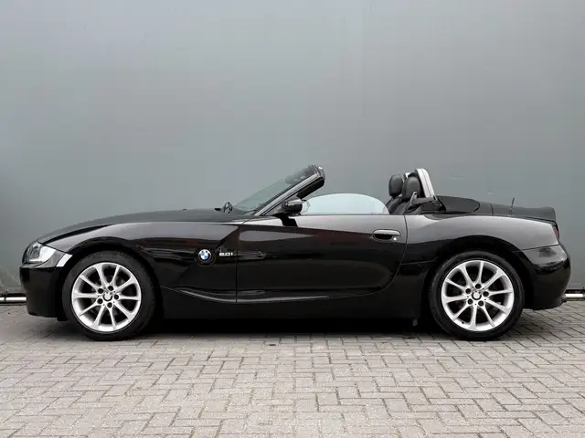 BMW Z4 view 8