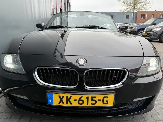 BMW Z4 view 9