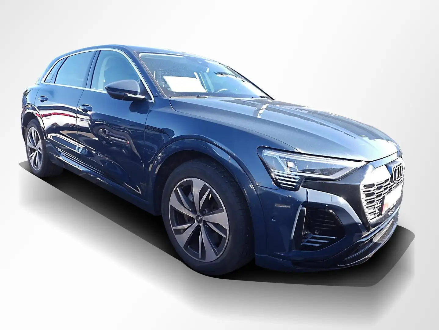 Audi Q8 e-tron 55 qu. S line Ext AHK Matrix Navi Pano Blau - 2
