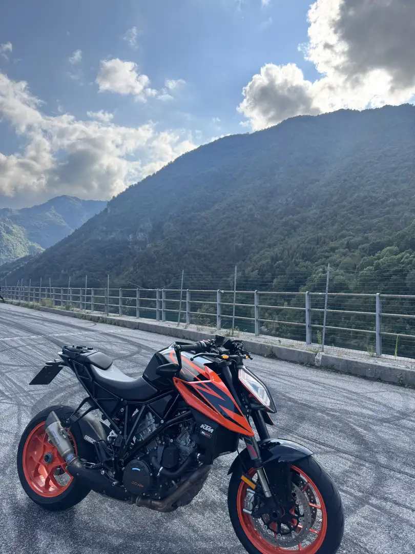 KTM 1290 Super Duke R - 2