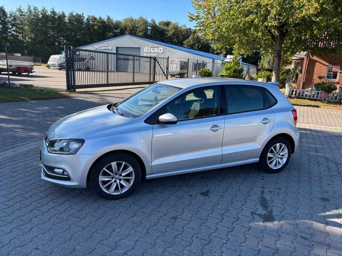 Volkswagen Polo Polo 1.4 TDI Lounge Silber - 1
