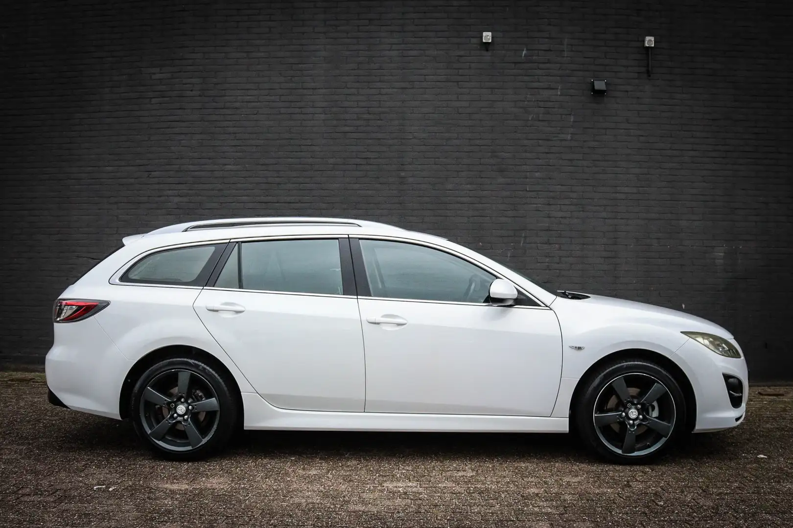 Mazda 6 Sportbreak 2.0 GT-M Line Trekhaak/Airco/Stoelverwa Wit - 2