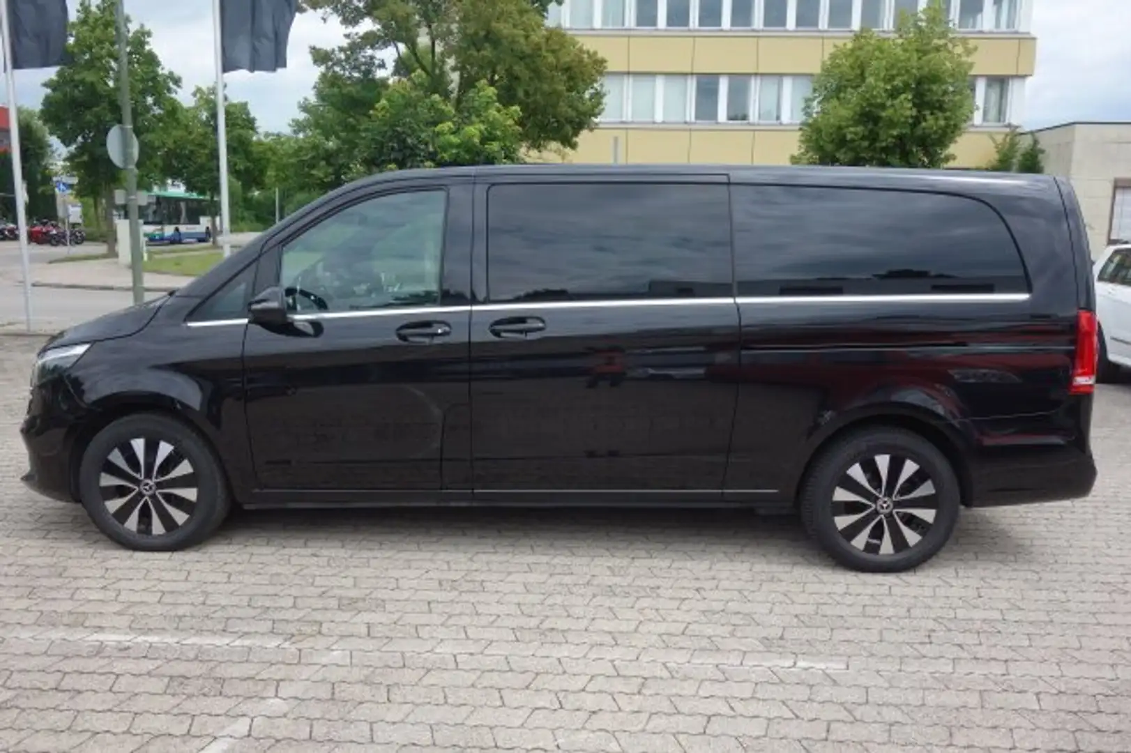 Mercedes-Benz V 300 V 300 d 4M AVANTGARDE Extralang 2xSCHIEB LEDER KA Noir - 2