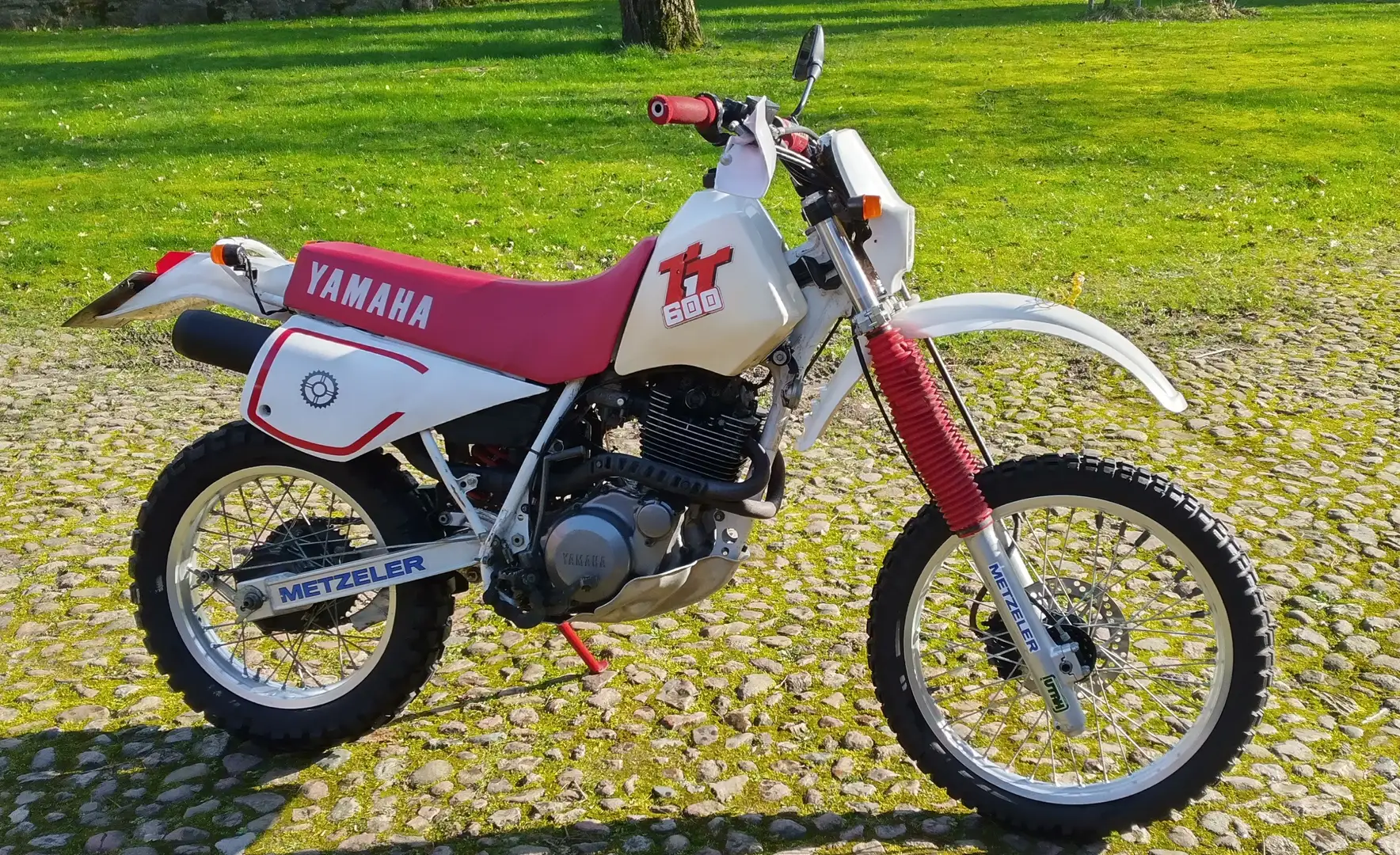Yamaha TT 600 3SW Blanco - 1