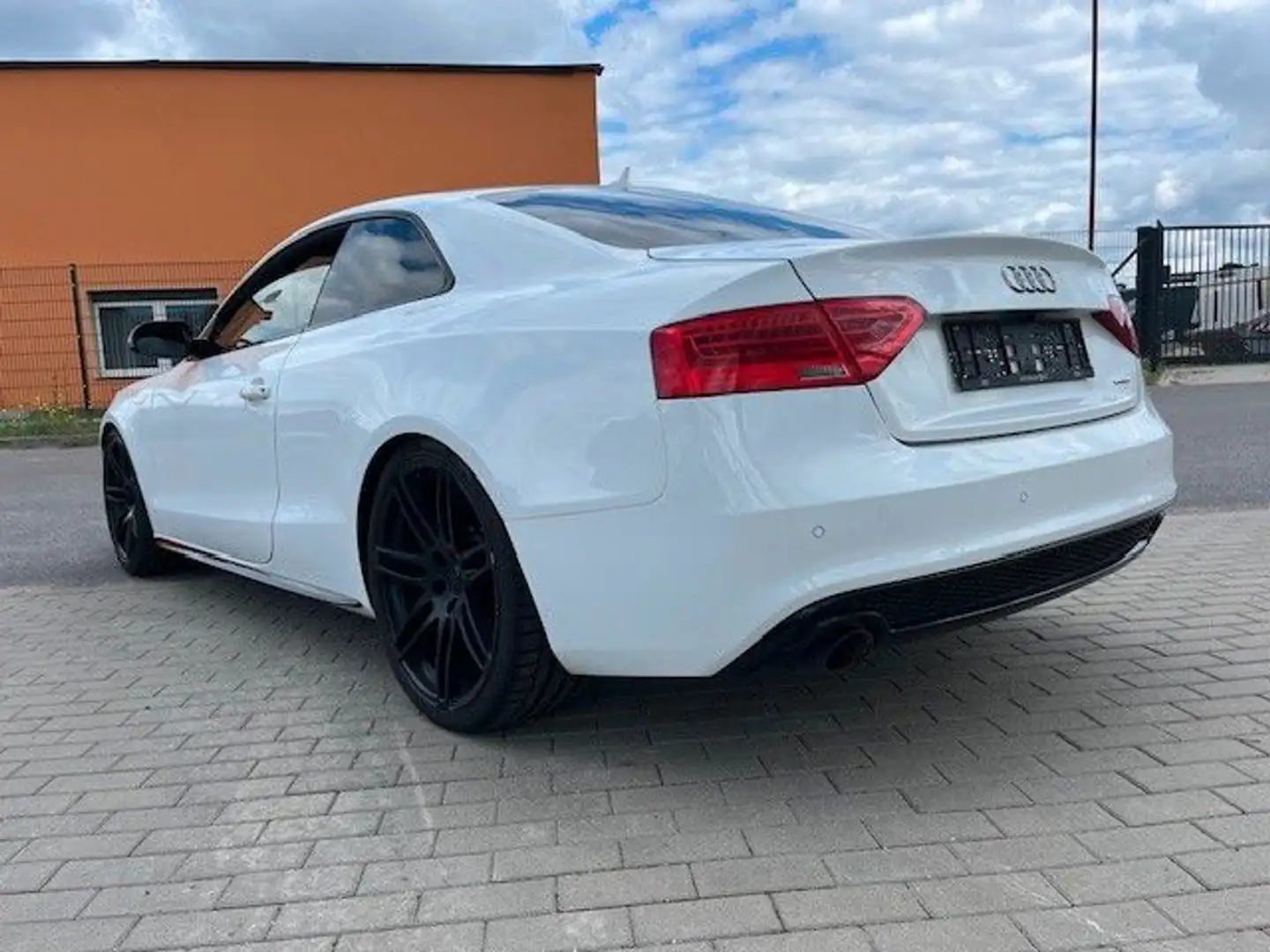 Audi A5 Coupe 3.0 TDI quattro S Line/Bitte Text lesen Alb - 2