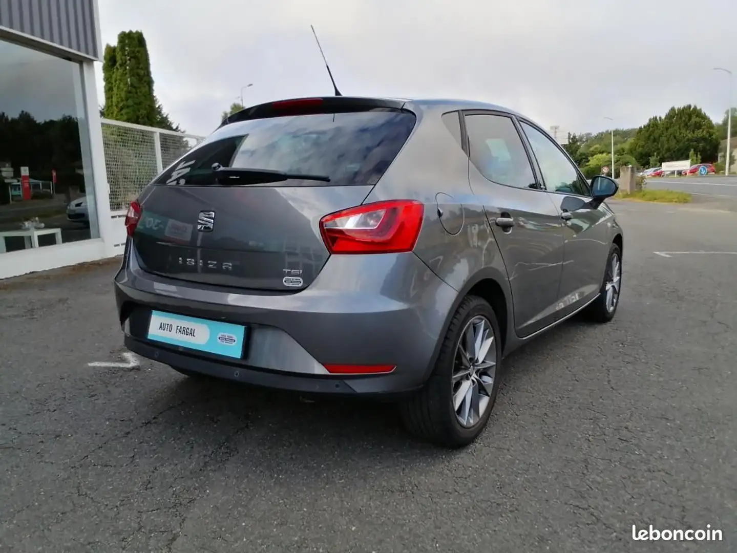 SEAT Ibiza 1.2 TSI 85 ch I Tech Plus Gris - 2
