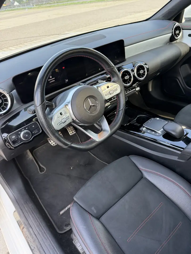 Mercedes-Benz CLA 180 Aut. - 2